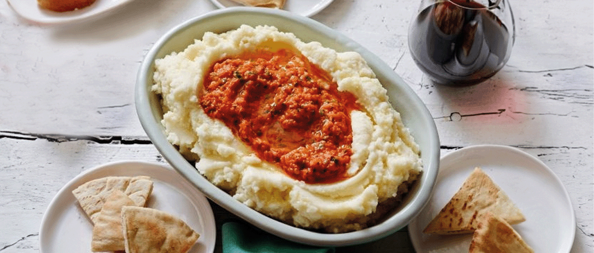 Mashed Potatoes and Roasted Red Pepper Sauce
